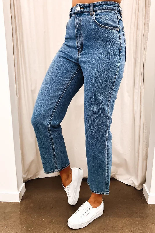 A Venice Straight Jean Parker Organic